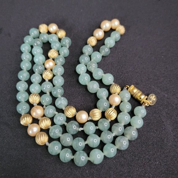 Les Bernard Inc Necklace Simulated Jade Pearl Bead Barrel Clasp L 30" Vintage